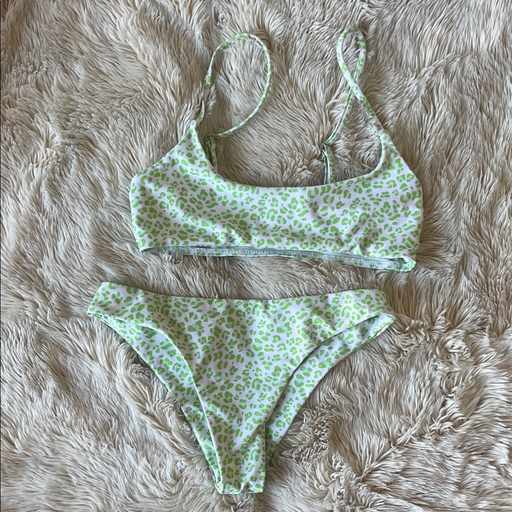 SHEIN Green Leopard Print Bikini